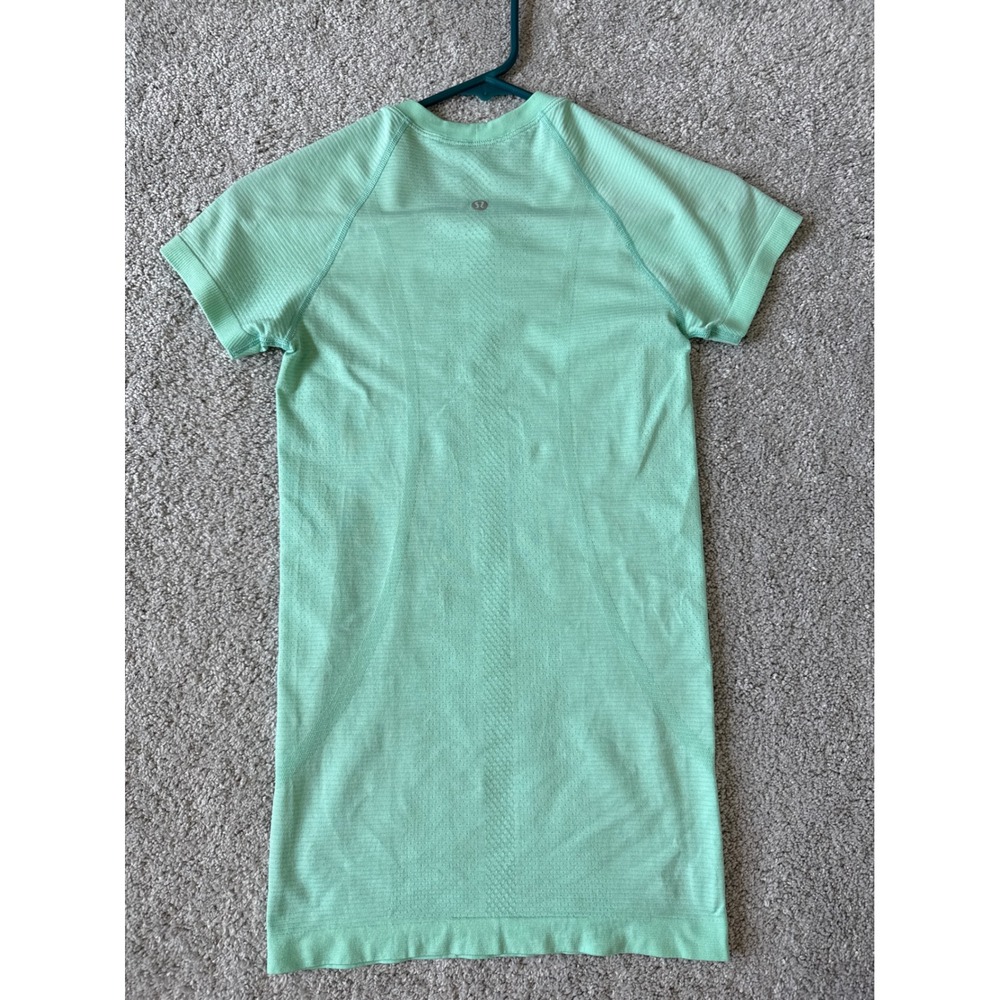 Lululemon Swiftly Tech Short Sleeve 2.0 Mint Green Athletic Shirt Womens 2 - Picture 4 of 5